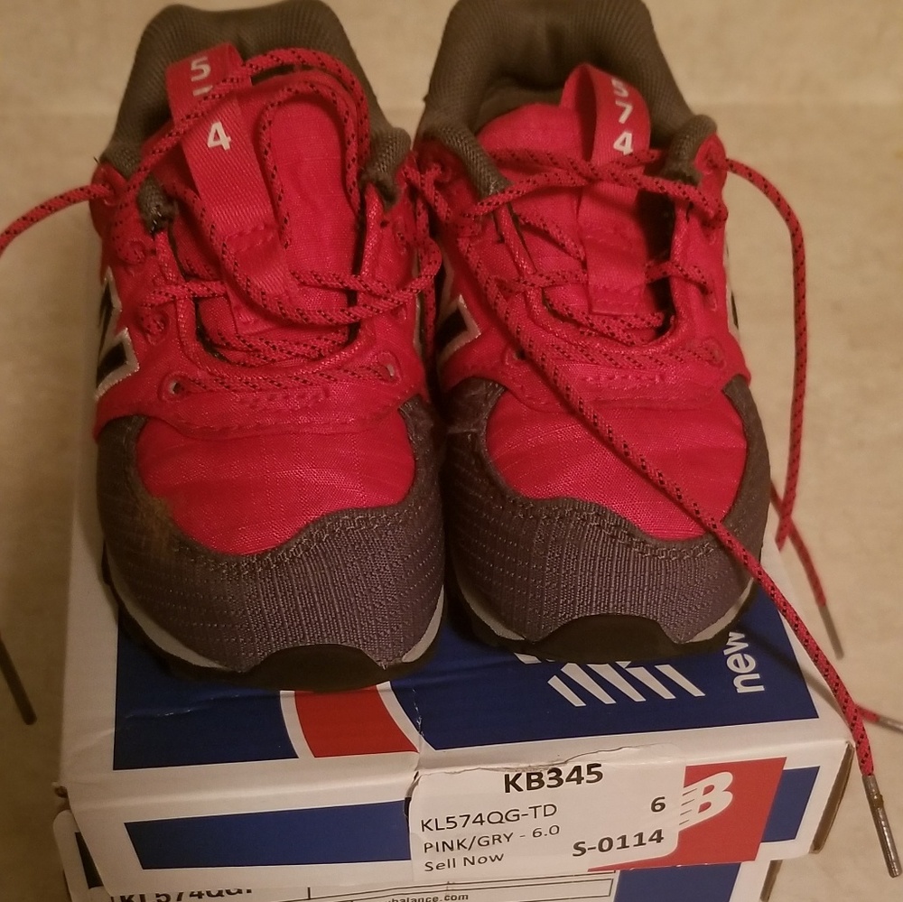 New balances (Hot pink and grey)